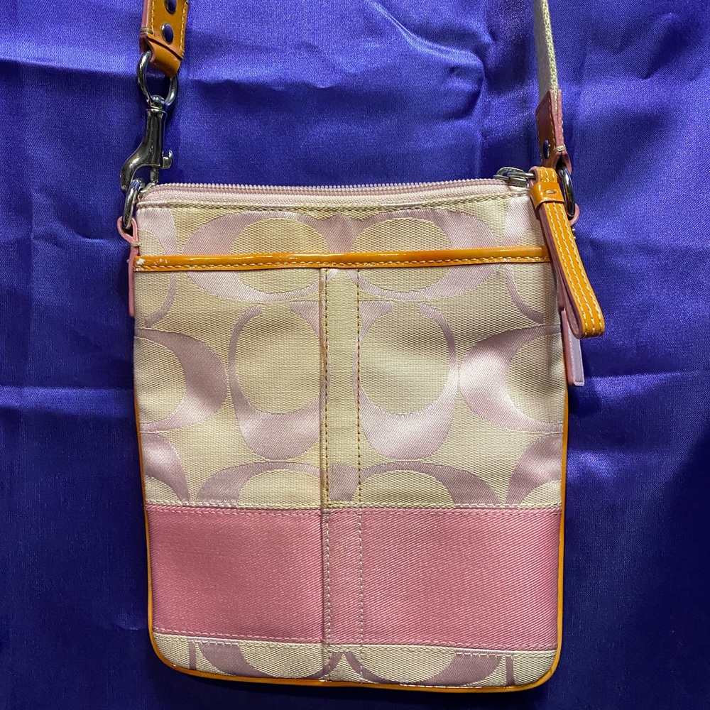 Coach Sling Bag Pink Jacquard Crossbody Purse Gem